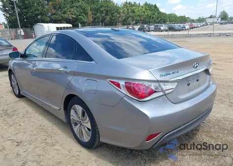 2013 Hyundai Sonata Hybrid Limited z USA, uszkodzony, nr VIN KMHEC4A40DA050687